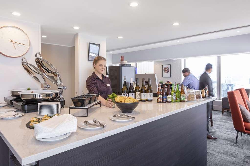 Victoria House Motor Inn Croydon Restoran gambar